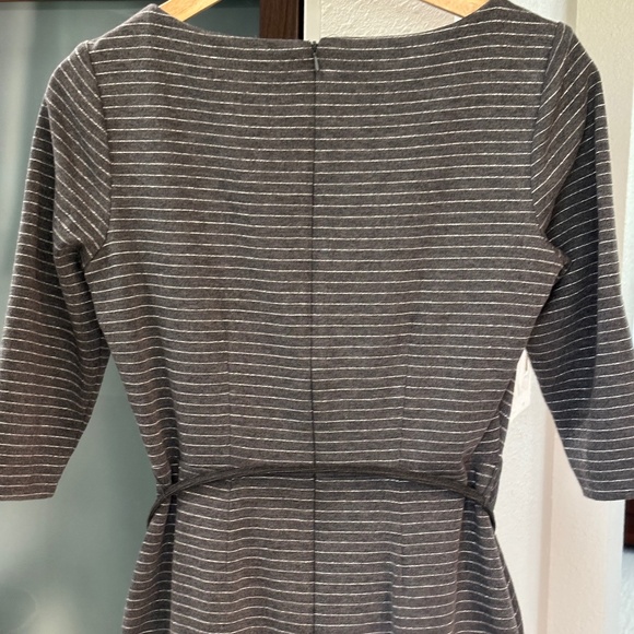 White House Black Market Knit Dress - Gray w/ Silver Stripes Size 4 - Picture 3 of 8